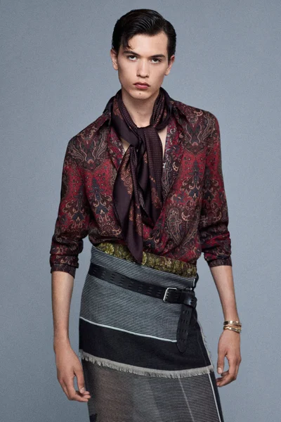 Look 25